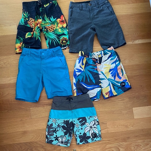 Surf boardshort lot size 7-8 - Picture 1 of 2